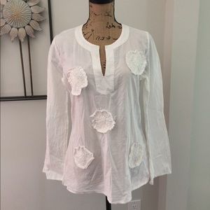 White blouse w/distressed patches